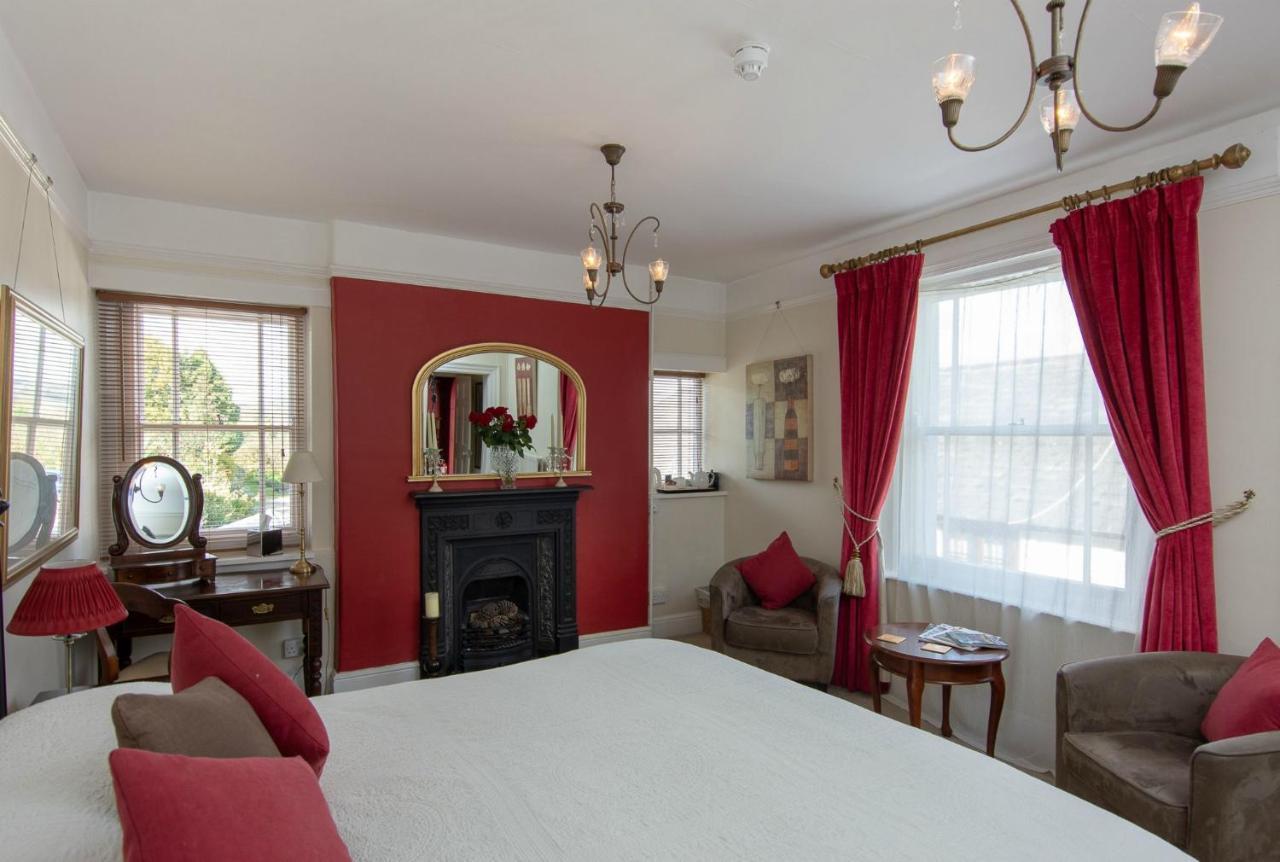 The White House Hotel Charmouth Exterior photo